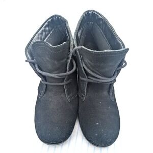 White Mountain IRMA Womens 8.5 M Black Boots Wedge Ankle Boot Faux Suede Casual